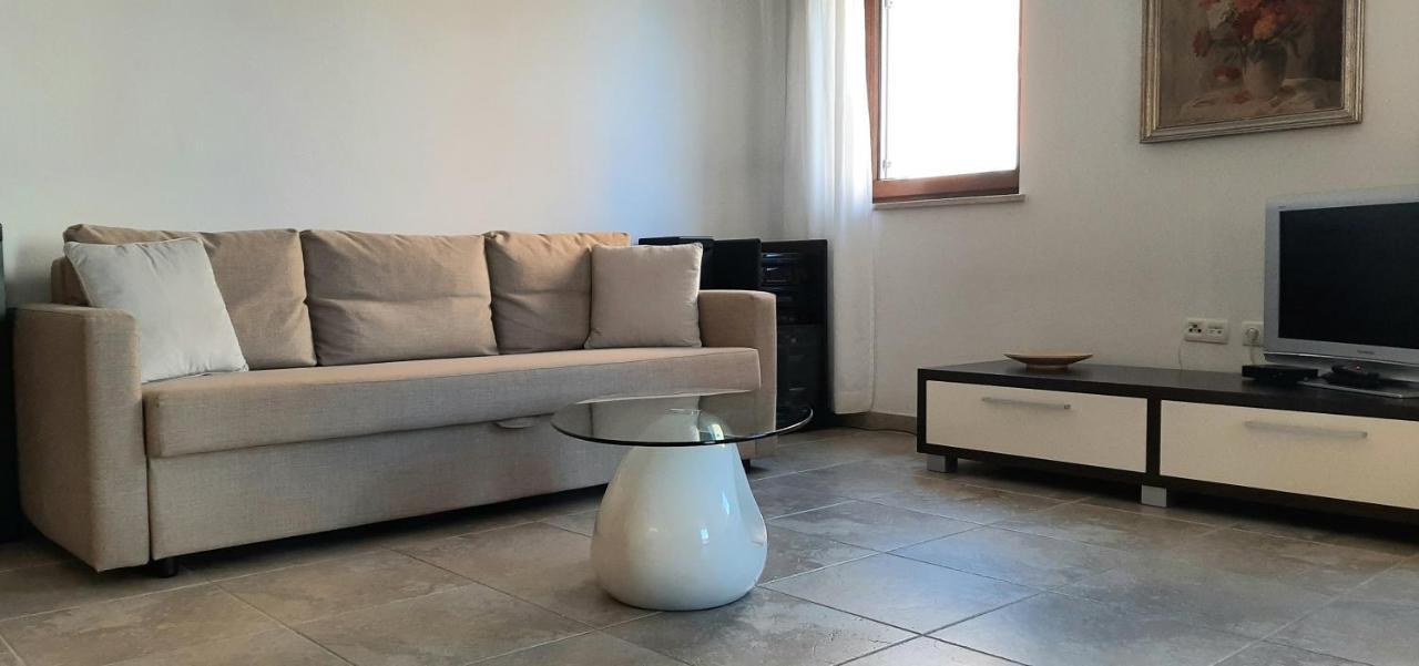 Traumferienwohnung Mit Privatem Pool & Gemuetlicher Grillecke Am Meer, Kroatien, Istrien, Liznjan Bei Medulin - Bester Urlaub An Der Adria, Fuer Paare Bagian luar foto
